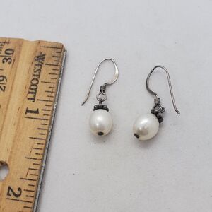 Sterling Silver and Pearl Earrings 925
